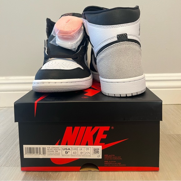 Jordan 1 Retro High OG Bleached Coral - Picture 2 of 3